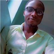 Passionné de l'enseignement, de la comptabilité, la finance et des maths